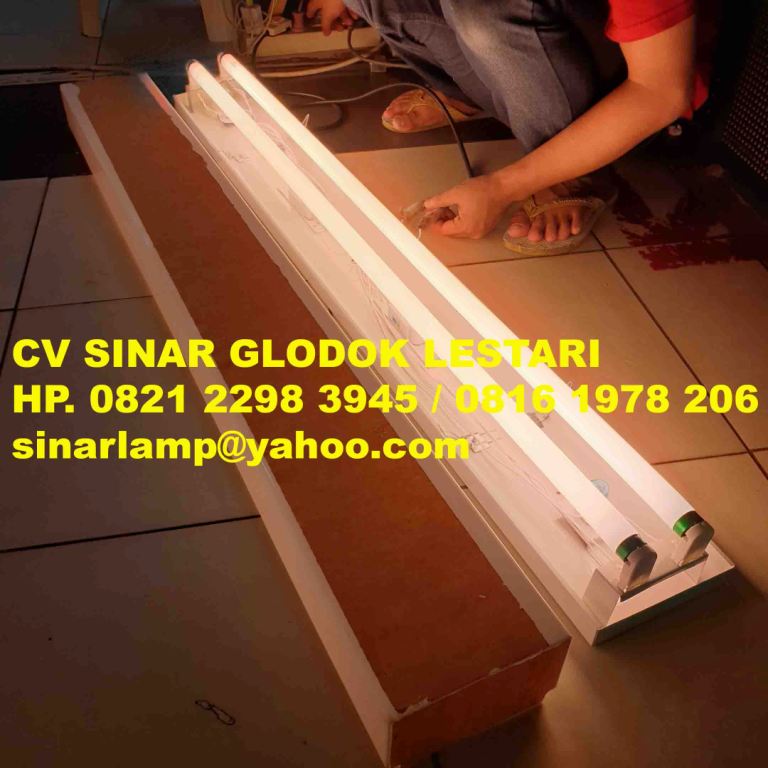 Lampu GMS Susu TL Kuning 2 x 36 watt