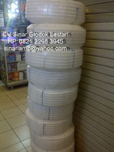 Kabel Listrik Flexible Conduit atau Selang Fleksibel Kabel Listrik Flexible Conduit atau Selang Fleksibel